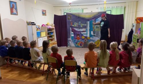 Teatrzyk Eden - ,,Niespodzianka od serca"-2